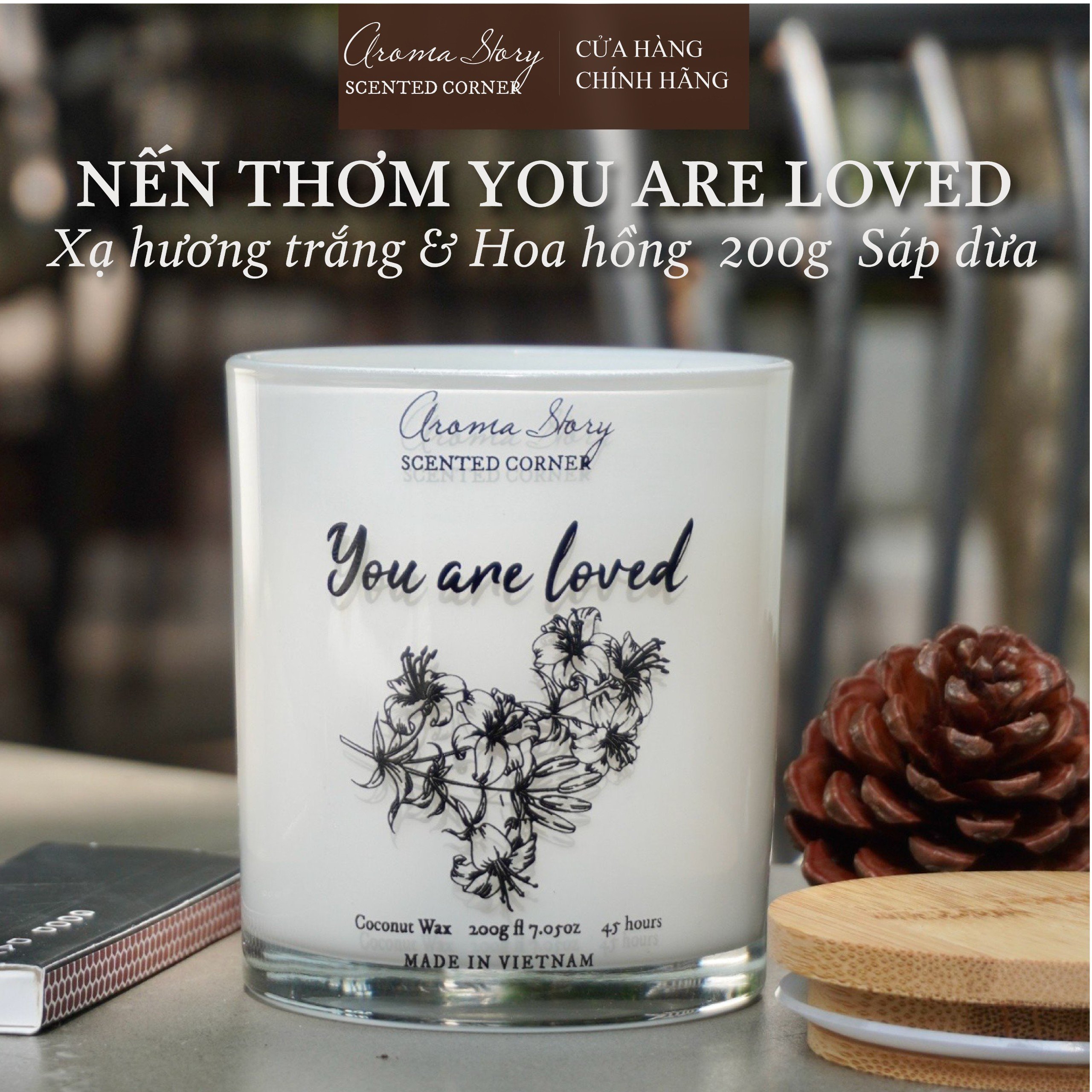 Nến Thơm Trang Trí, Cao Cấp, Tự Nhiên Aroma Story Hương Xạ Hương Trắng & Hoa Hông Your Are Loved Size 200g